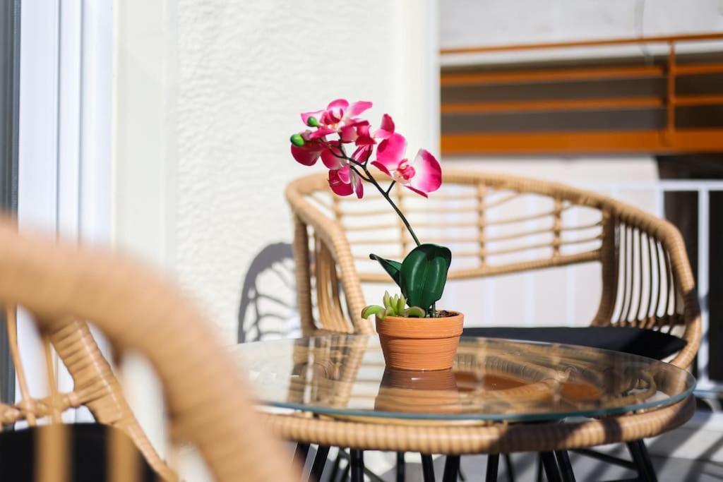 Apartment Blue Delta Palaio Faliro Athens